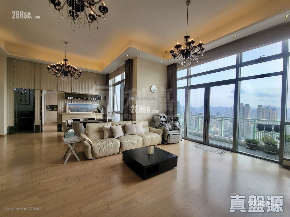 Shining Heights Sell 5+ Bedrooms , 4 Bathrooms 2,995 ft²