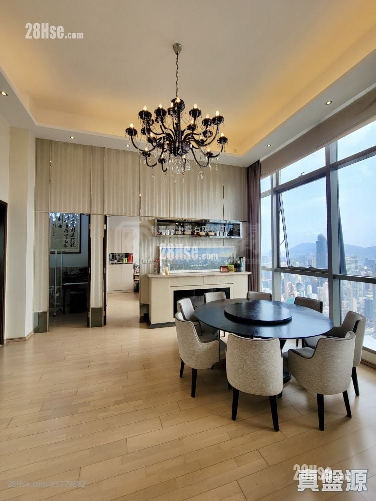 Shining Heights Sell 5+ Bedrooms , 4 Bathrooms 2,995 ft²