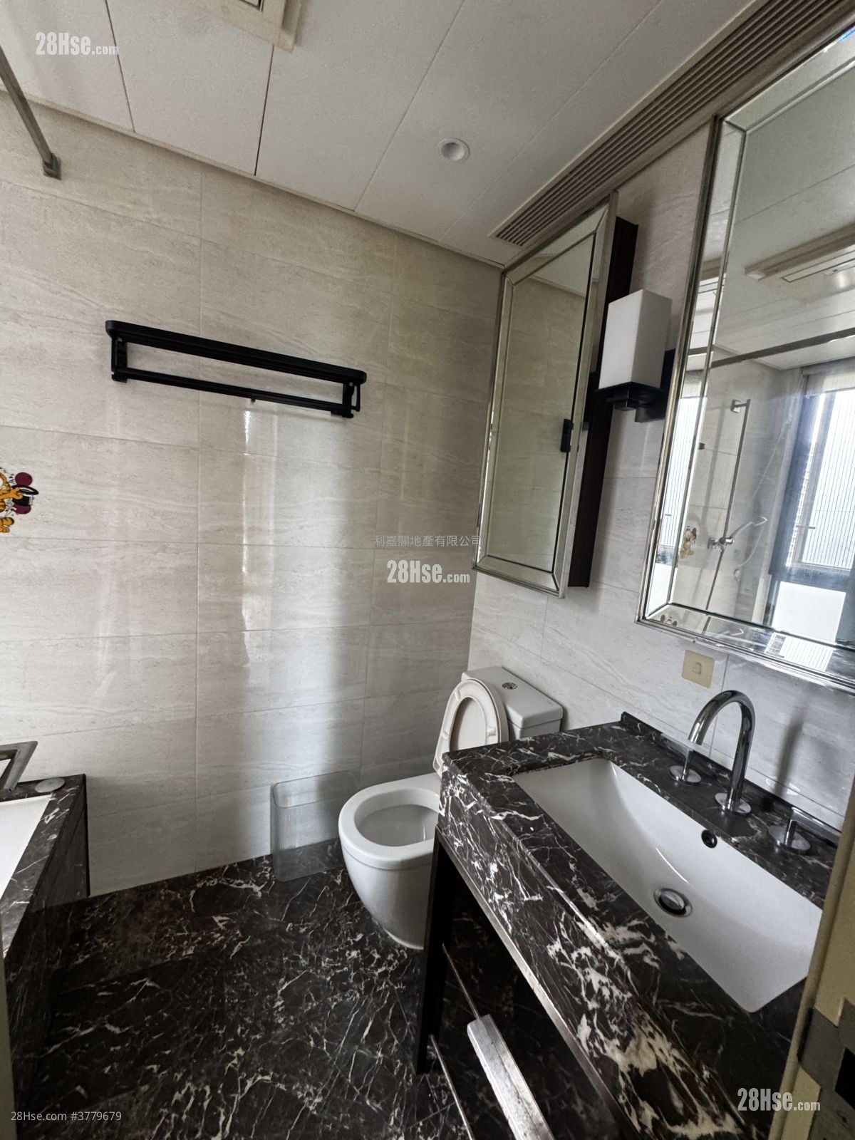 NAPA 租盘 2 房 , 1 浴室 542 平方尺