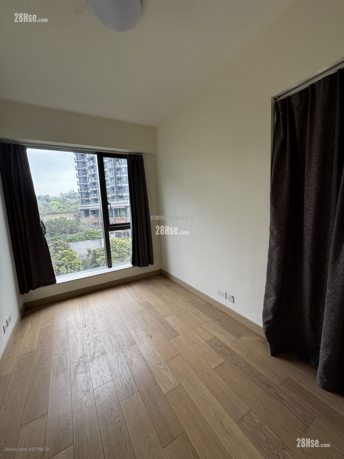 NAPA 租盘 2 房 , 1 浴室 542 平方尺