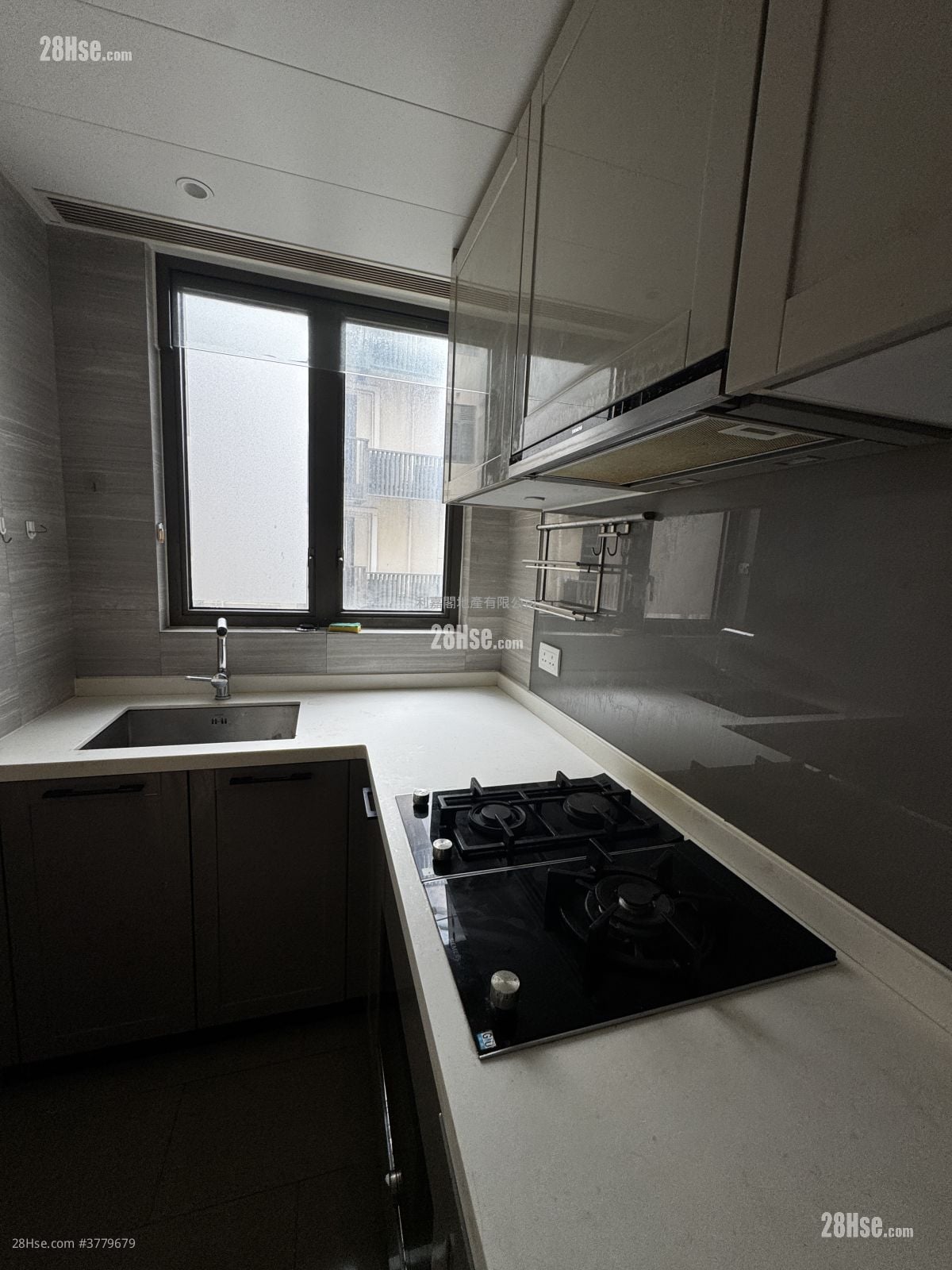 NAPA 租盘 2 房 , 1 浴室 542 平方尺