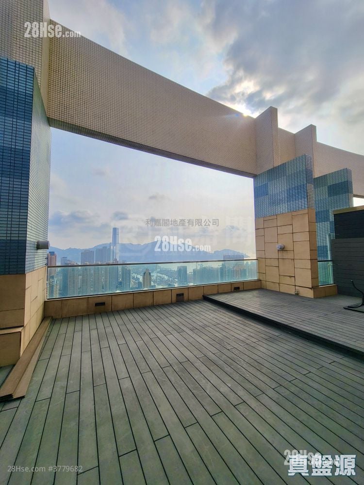 Shining Heights Sell 5+ Bedrooms , 4 Bathrooms 2,995 ft²