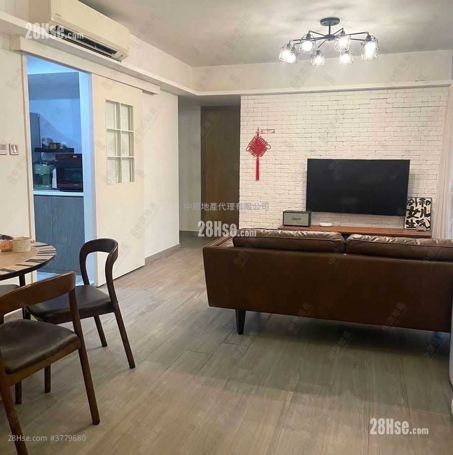 La Costa Sell 3 Bedrooms 811 ft²