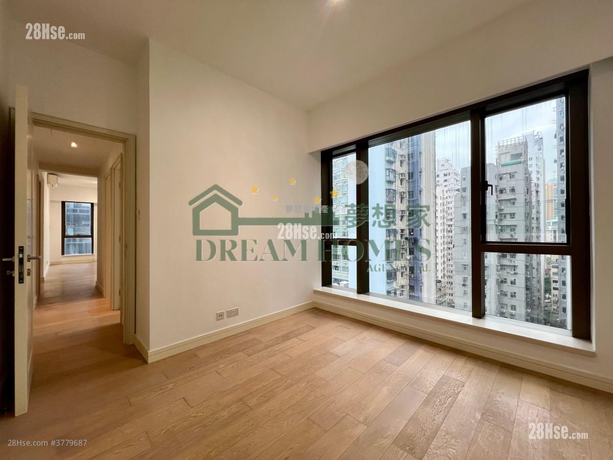 Kensington Hill 售盘 3 房 , 2 浴室 865 平方尺