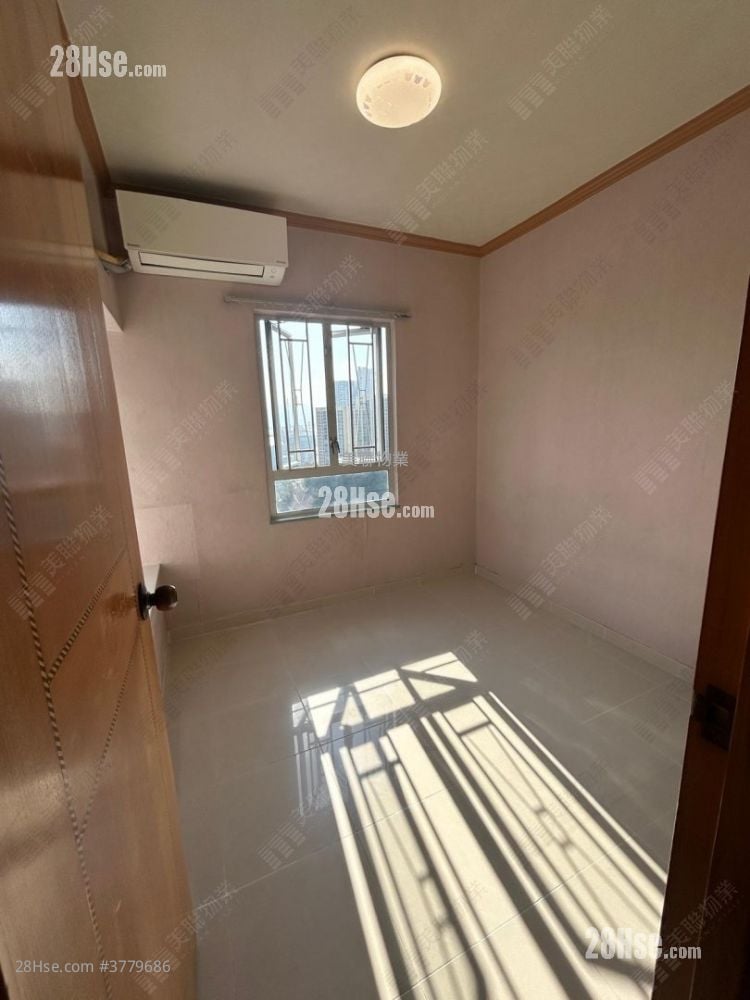 Greenfield Garden Sell 3 Bedrooms 513 ft²