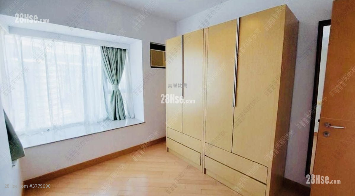 The Long Beach Sell 2 Bedrooms 546 ft²