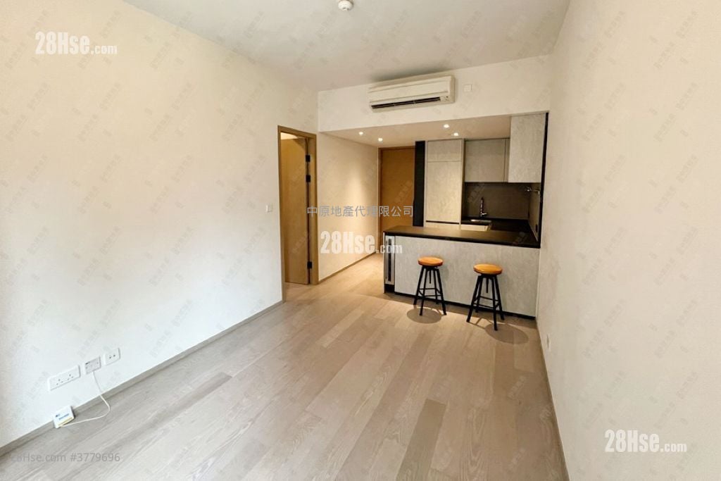 Ontolo Sell 1 Bedroom 390 ft²