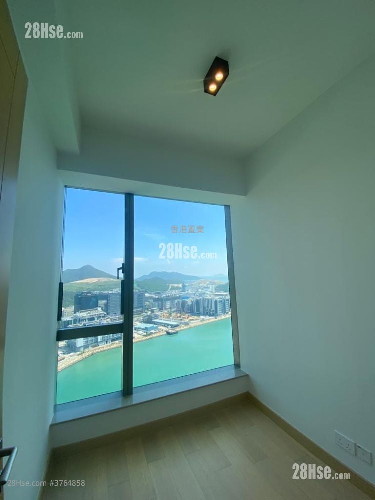 Ocean Marini Sell 2 Bedrooms , 1 Bathroom 545 ft²