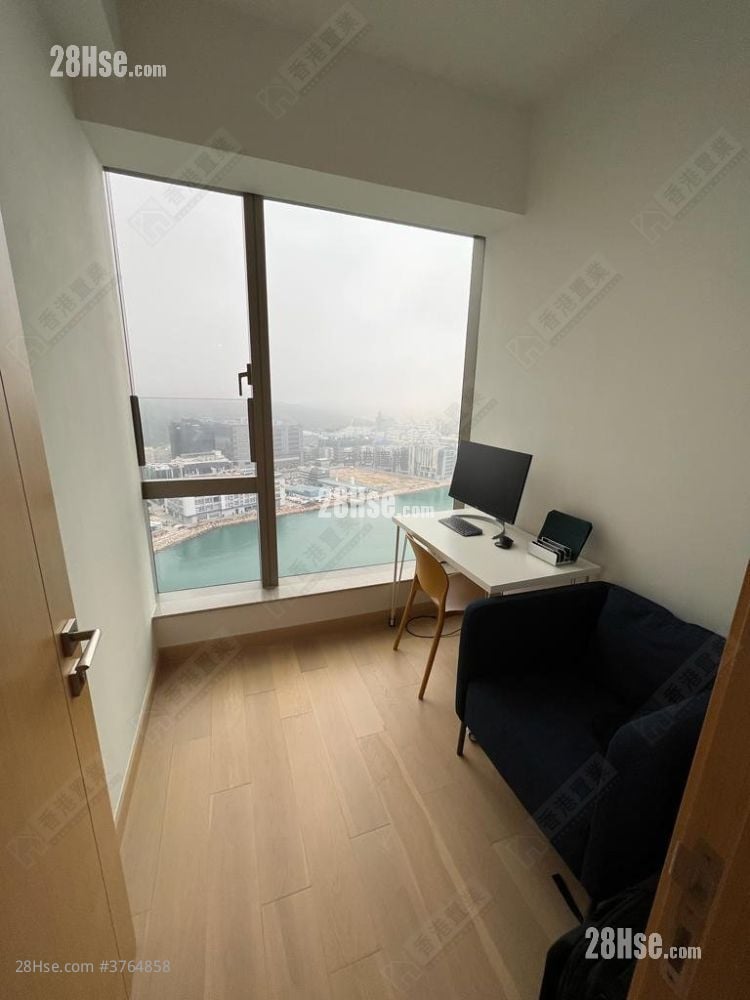 Ocean Marini Sell 2 Bedrooms , 1 Bathroom 545 ft²