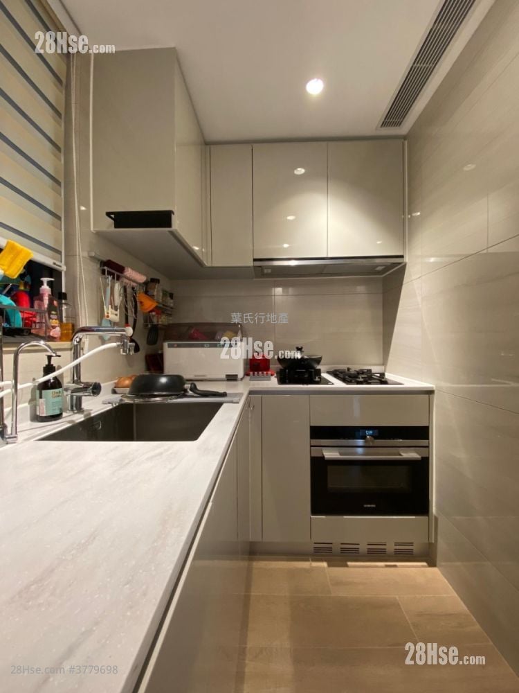 Oma By The Sea Rental 3 Bedrooms , 2 Bathrooms 619 ft²