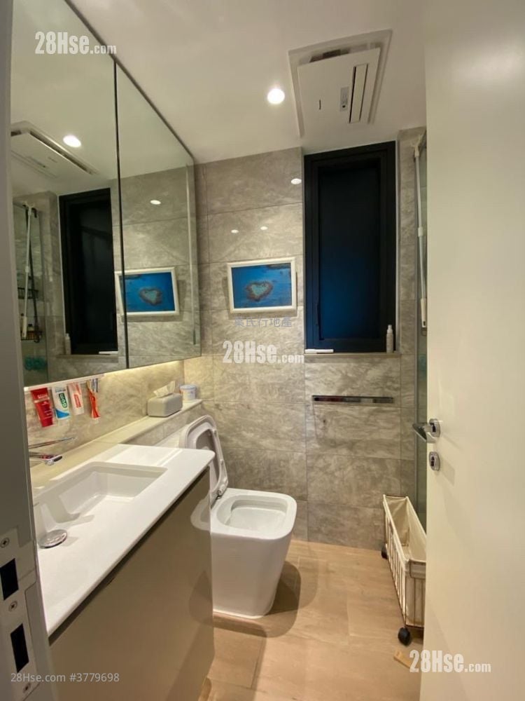 Oma By The Sea Rental 3 Bedrooms , 2 Bathrooms 619 ft²