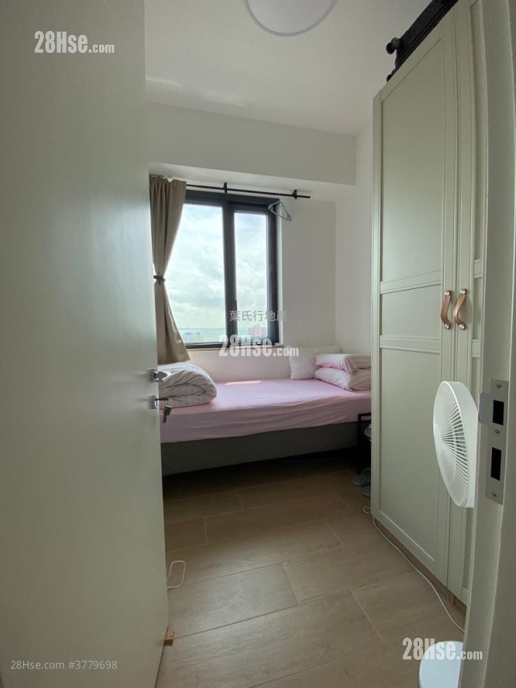 Oma By The Sea Rental 3 Bedrooms , 2 Bathrooms 619 ft²