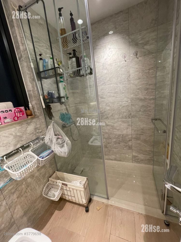 Oma By The Sea Rental 3 Bedrooms , 2 Bathrooms 619 ft²