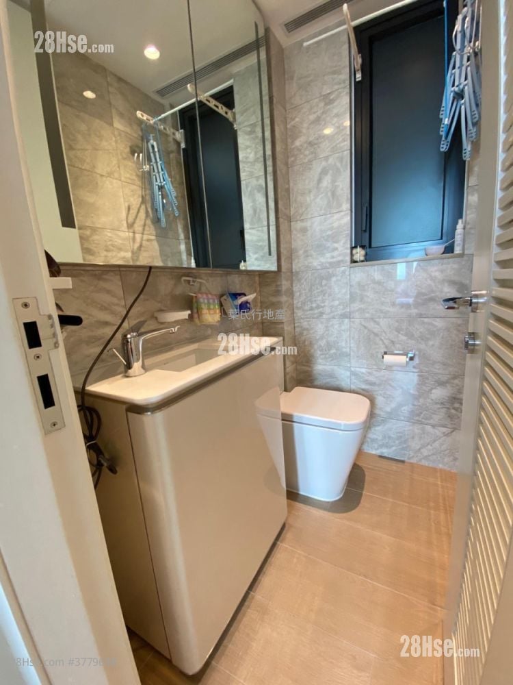 Oma By The Sea Rental 3 Bedrooms , 2 Bathrooms 619 ft²