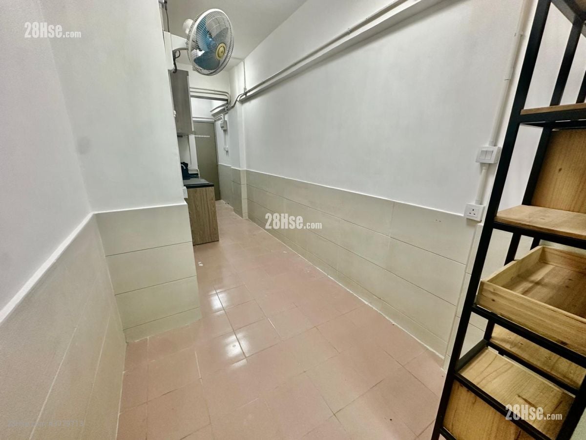 东诚大厦 租盘 230 平方尺