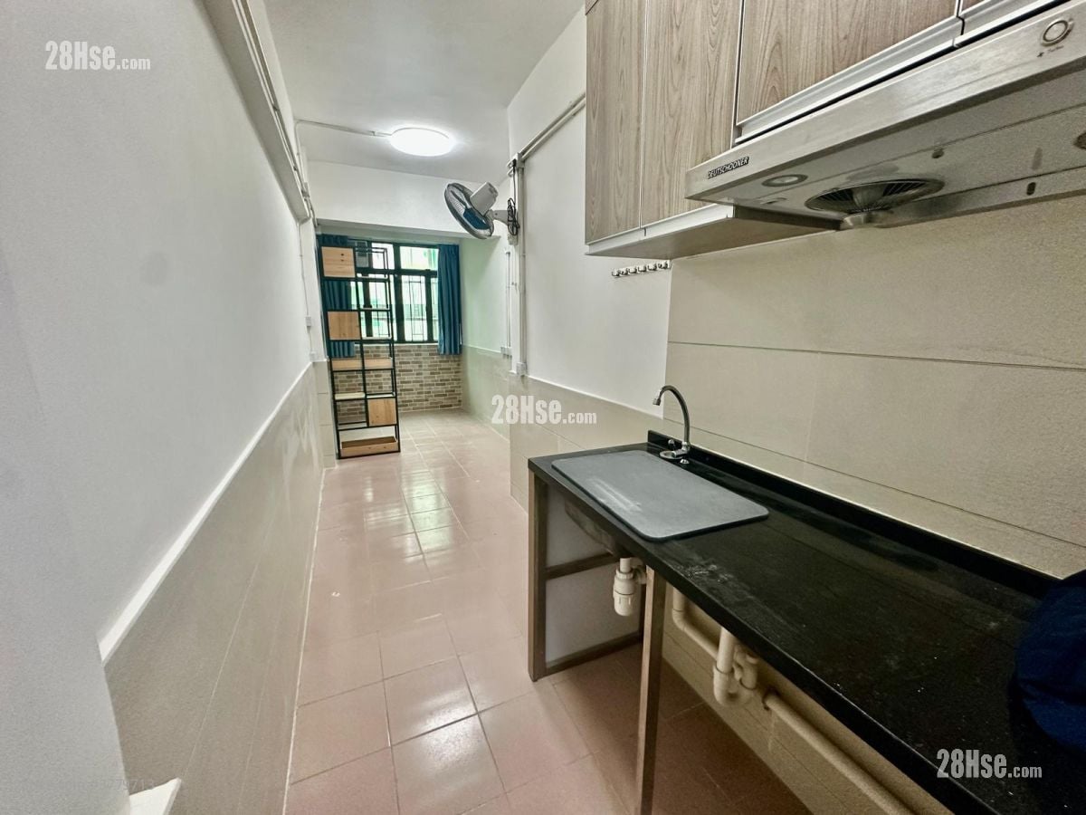 东诚大厦 租盘 230 平方尺