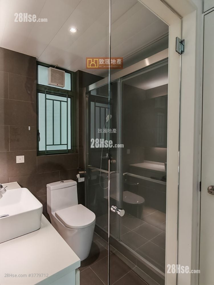 Nob Hill Sell 3 Bedrooms 761 ft²