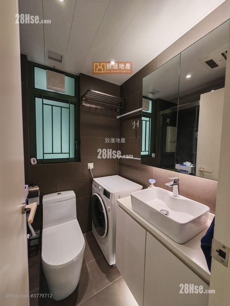 Nob Hill Sell 3 Bedrooms 761 ft²