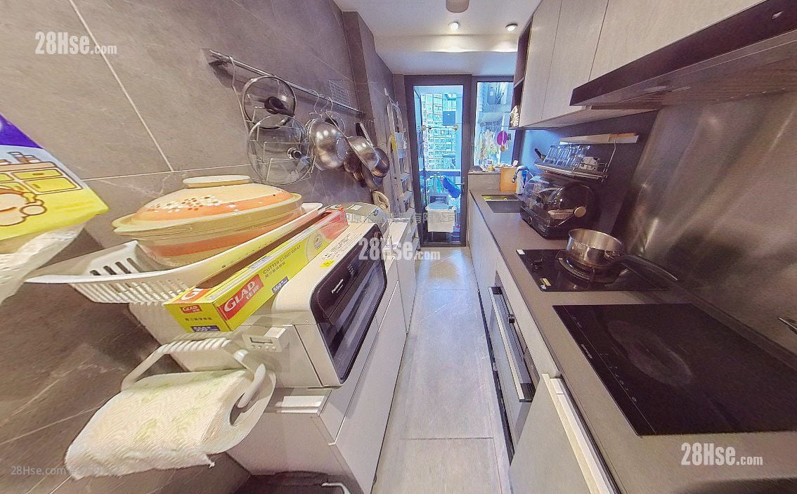 Ontolo Sell 2 Bedrooms 771 ft²