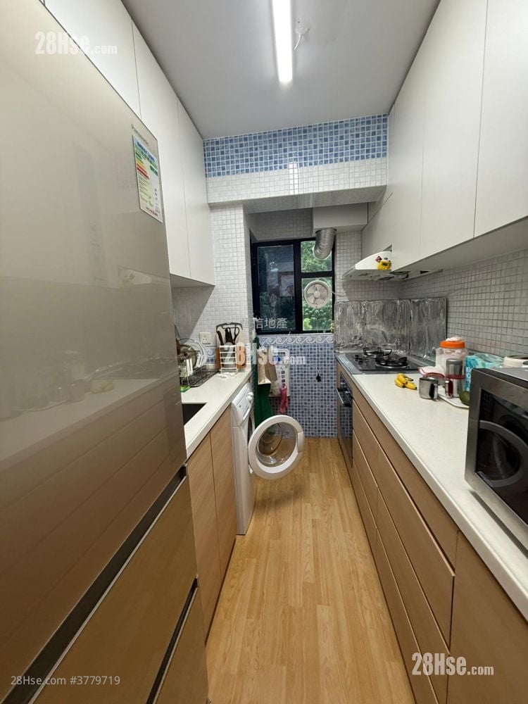 Hanley Villa Sell 3 Bedrooms , 2 Bathrooms 593 ft²