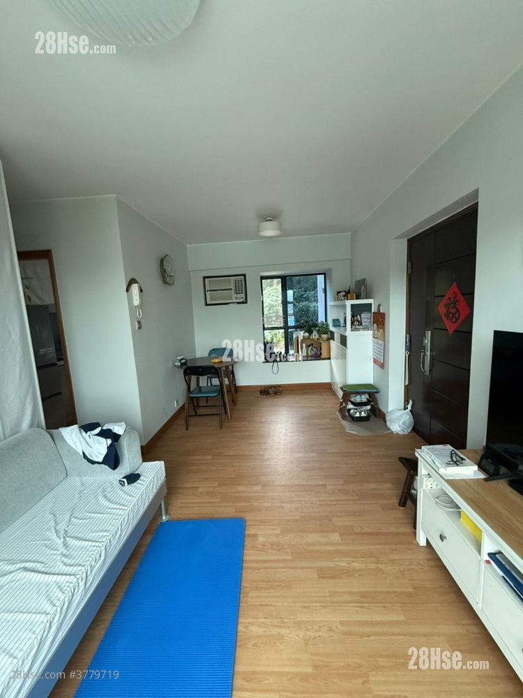 Hanley Villa Sell 3 Bedrooms , 2 Bathrooms 593 ft²