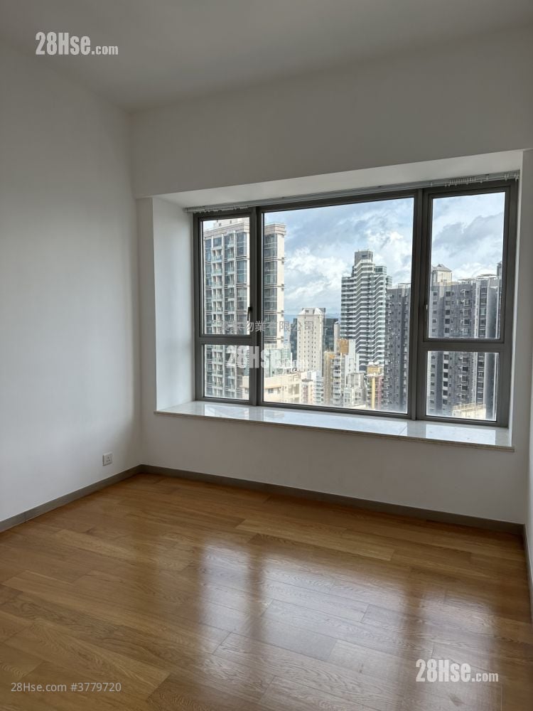 The Summa Sell 954 ft²