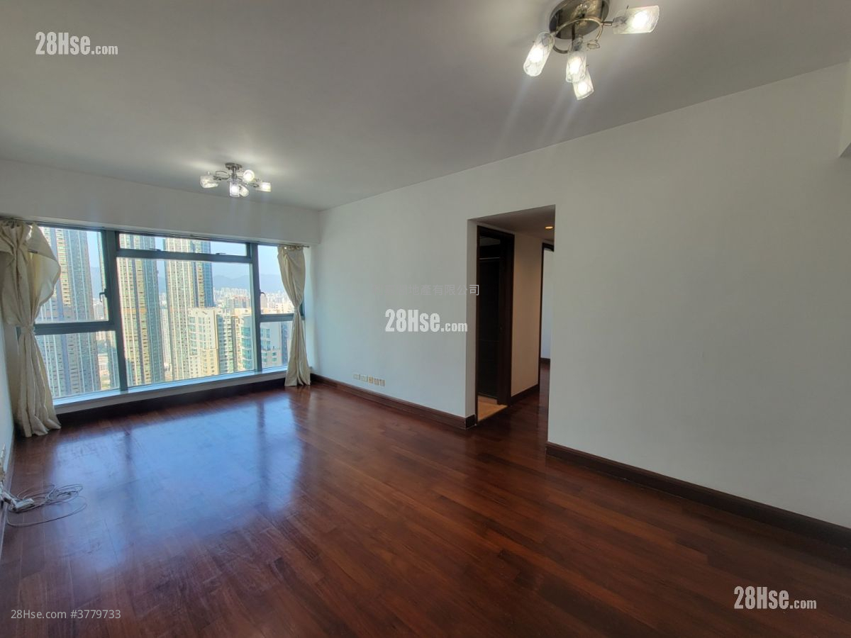 君临天下 租盘 2 房 , 2 浴室 755 平方尺