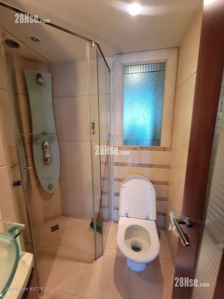 君临天下 租盘 2 房 , 2 浴室 755 平方尺