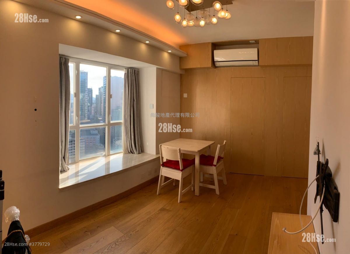 Florence Plaza Rental 2 Bedrooms , 1 Bathroom 354 ft²