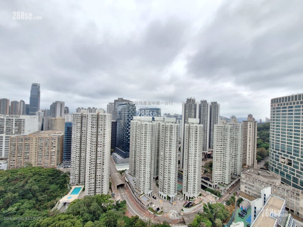Tsuen Wan Centre Sell 2 Bedrooms , 1 Bathroom 380 ft²