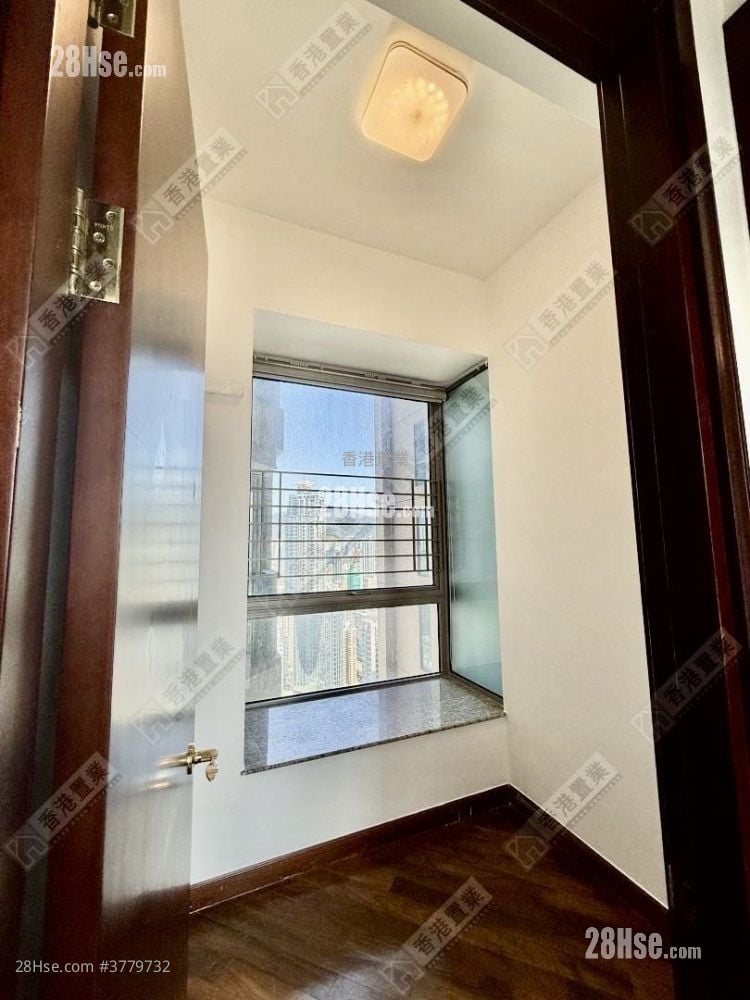 帝峰皇殿 租盘 4 房 , 2 浴室 1,113 平方尺