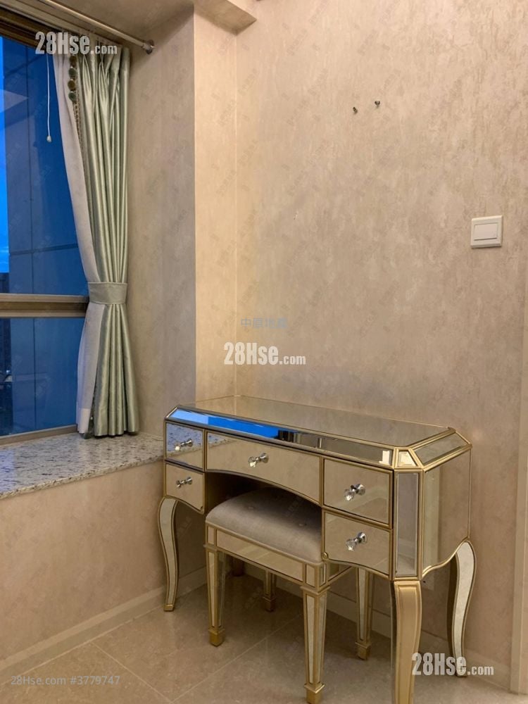 世宙 售盘 2 房 , 1 浴室 429 平方尺