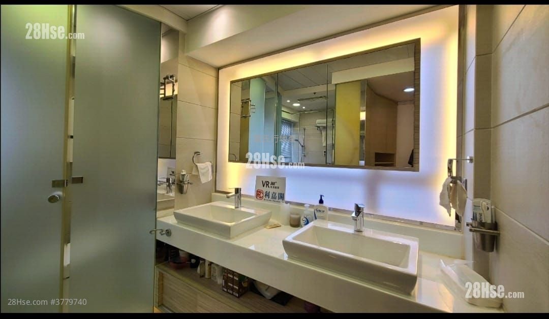 金丽苑 售盘 4 房 2,030 平方尺