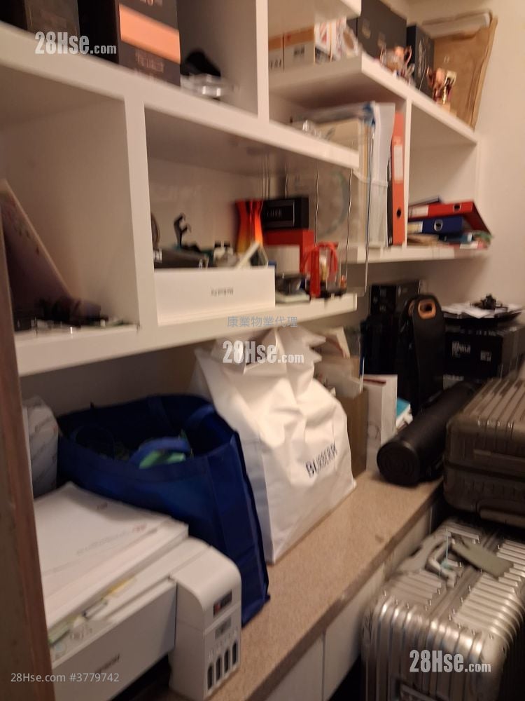 峻弦 租盘 4 房 1,164 平方尺