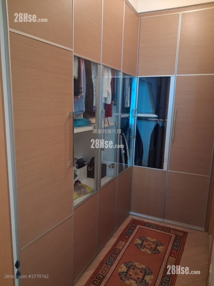 峻弦 租盘 4 房 1,164 平方尺