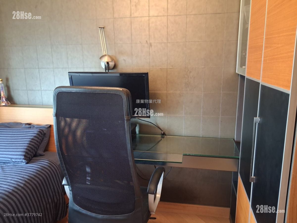 峻弦 租盘 4 房 1,164 平方尺