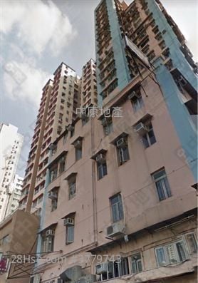 Hip Tak Building Sell 1 Bedroom , 1 Bathroom 499 ft²