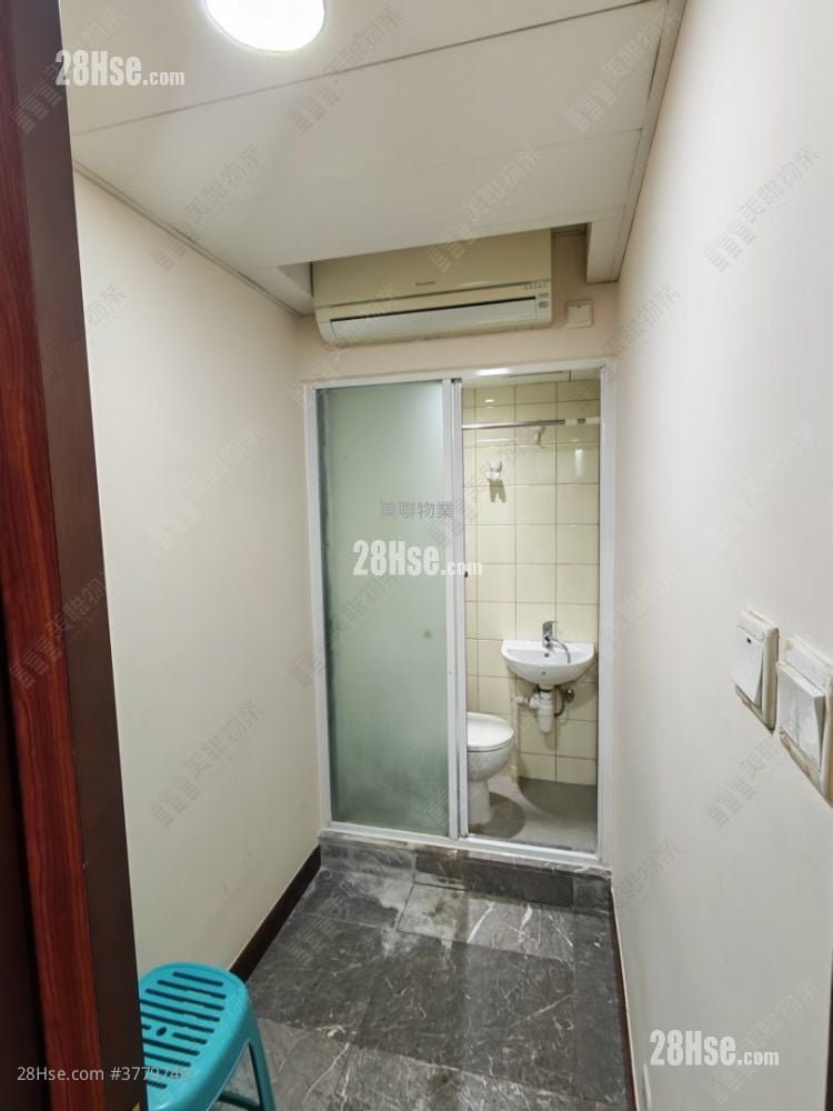 The Palazzo Sell 3 Bedrooms , 2 Bathrooms 1,016 ft²