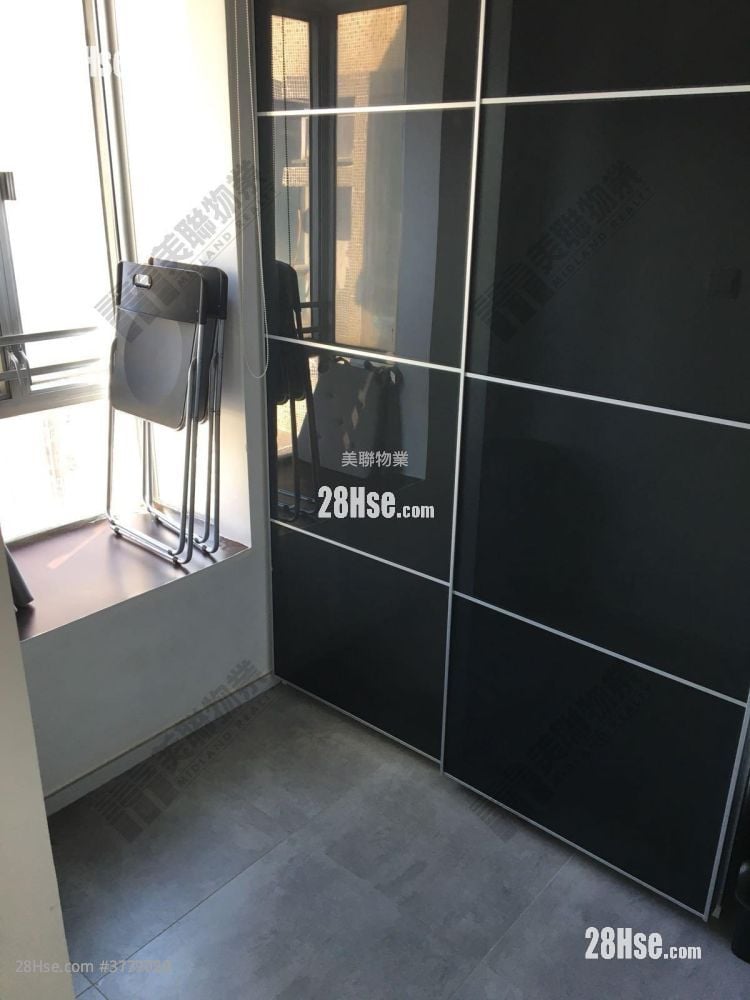 Tuen Mun Town Plaza Rental 2 Bedrooms , 1 Bathroom 326 ft²