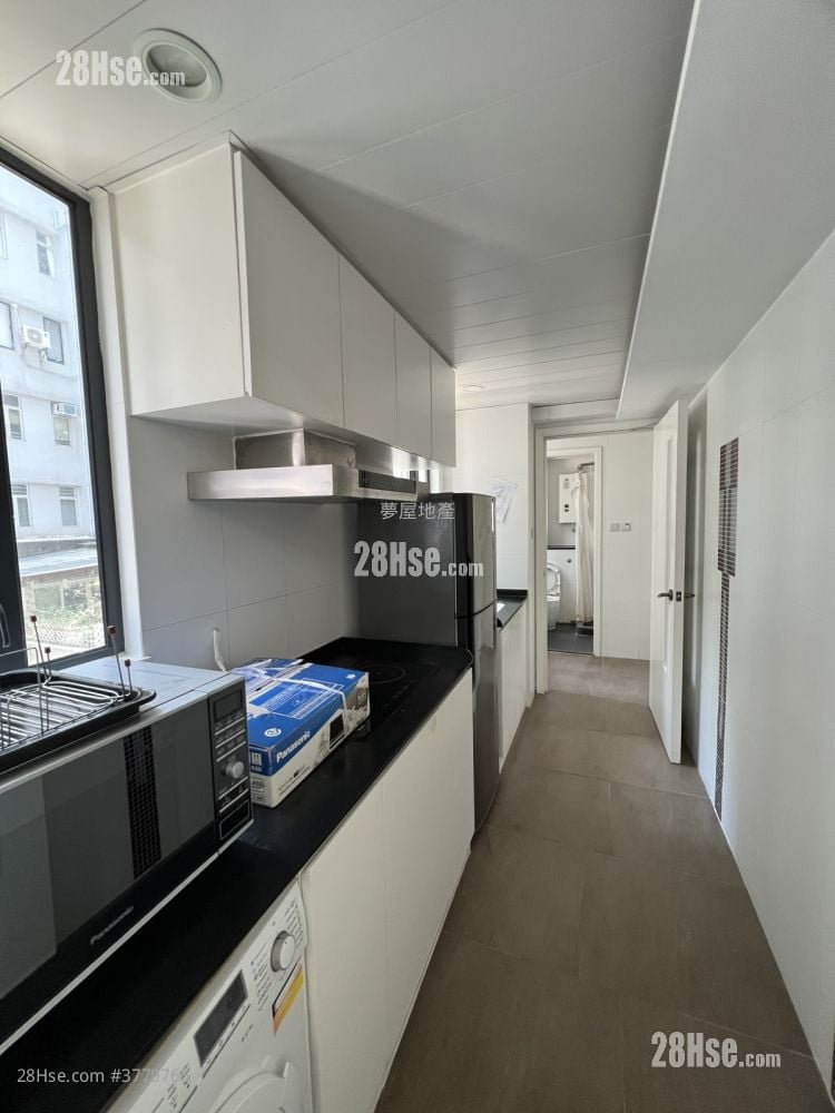 晴峰居 租盘 2 房 , 1 浴室 550 平方尺