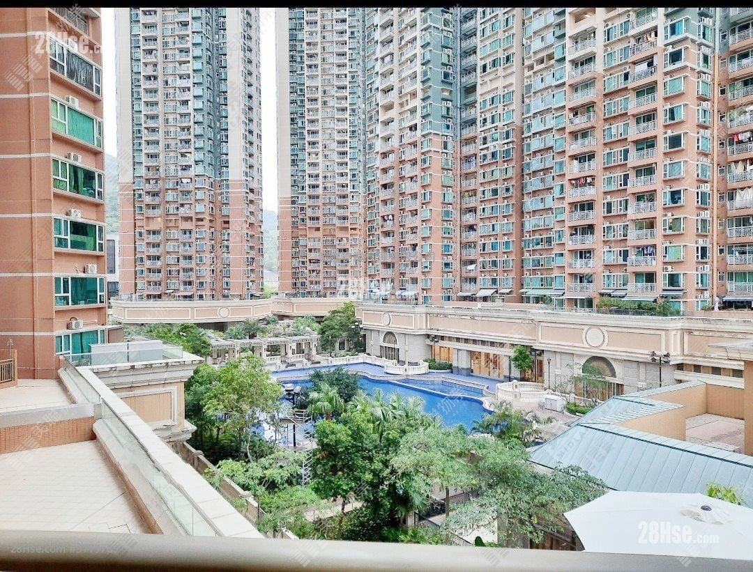 Metro Town Sell 3 Bedrooms , 2 Bathrooms 638 ft²