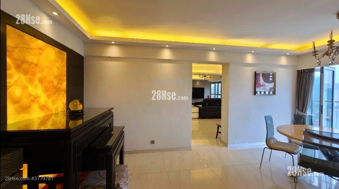 金丽苑 租盘 4 房 2,030 平方尺