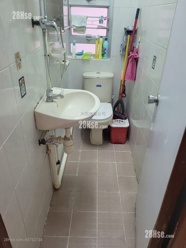 中坚楼 售盘 开放式间隔 326 平方尺