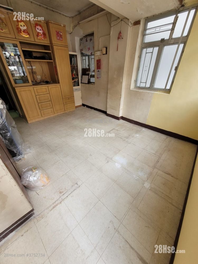 中坚楼 售盘 开放式间隔 326 平方尺