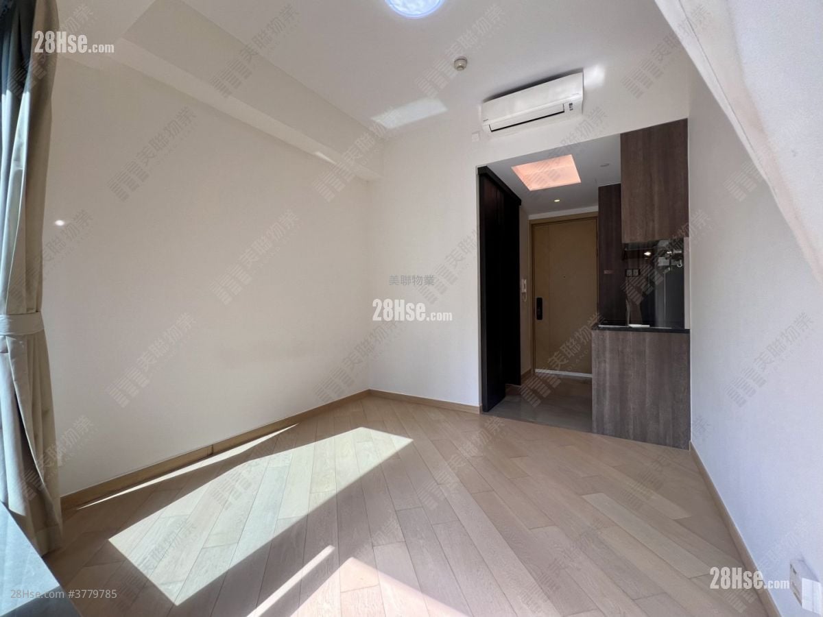 Novum West Rental 230 ft²