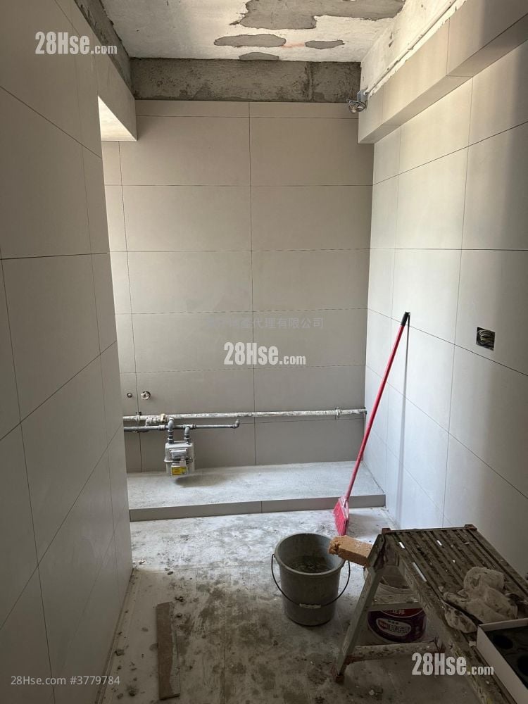 珠城大厦 售盘 2 房 , 1 浴室 493 平方尺