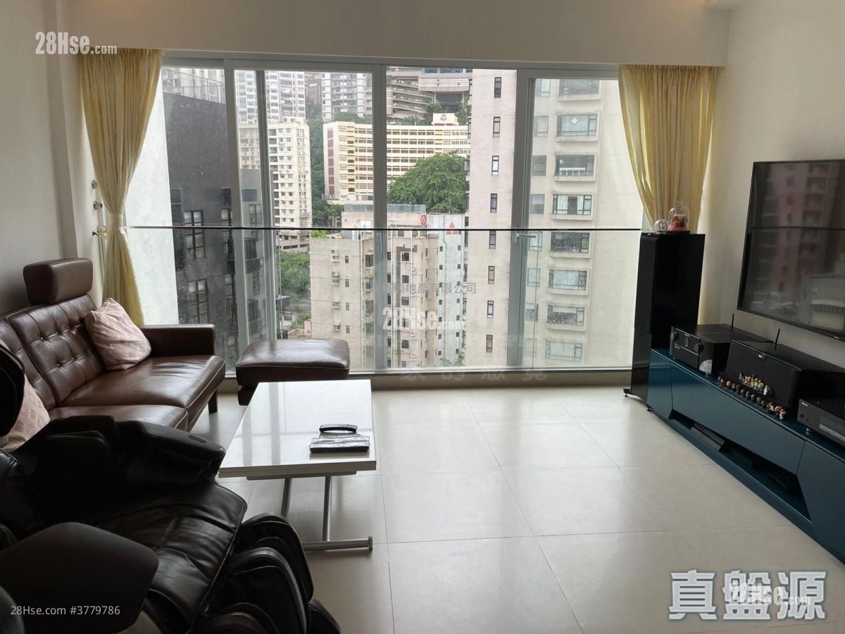 Comfort Gardens Sell 3 Bedrooms 944 ft²