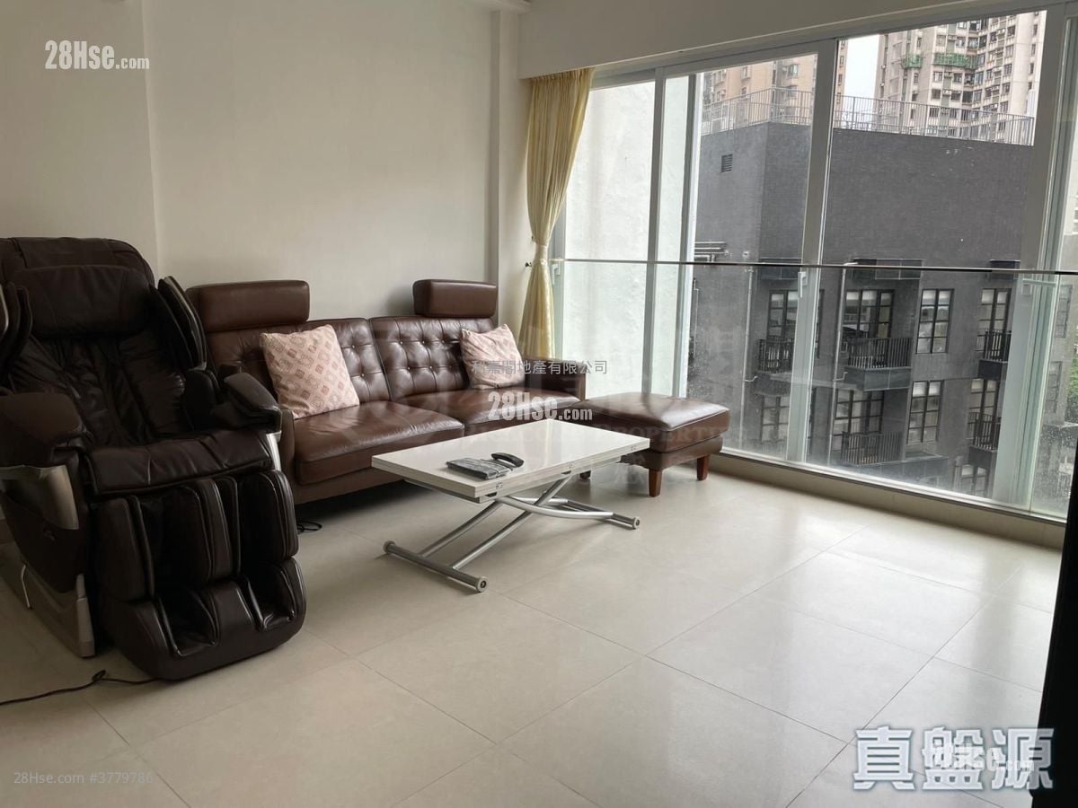 Comfort Gardens Sell 3 Bedrooms 944 ft²