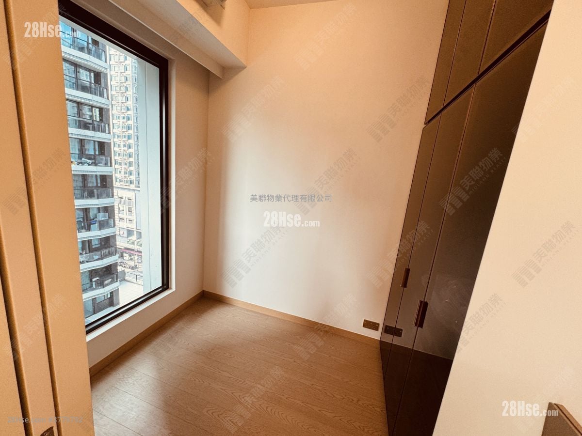 Baker Circle Euston Sell 1 Bedroom , 1 Bathroom 274 ft²