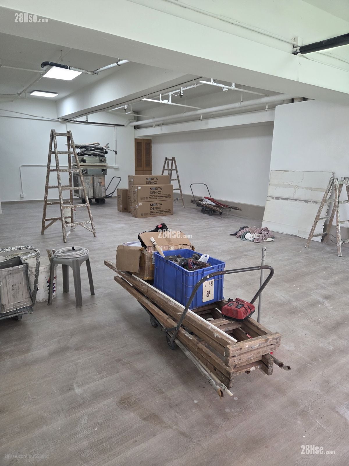 观塘工业中心 租盘